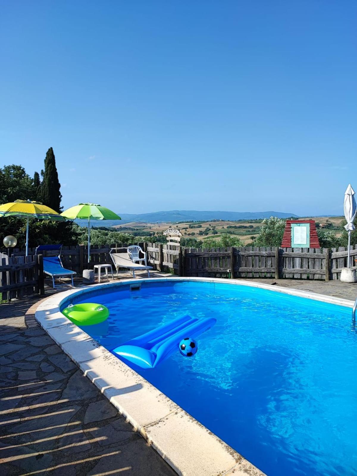 Agriturismo Podere Cherzo Cinigiano Eksteriør bilde